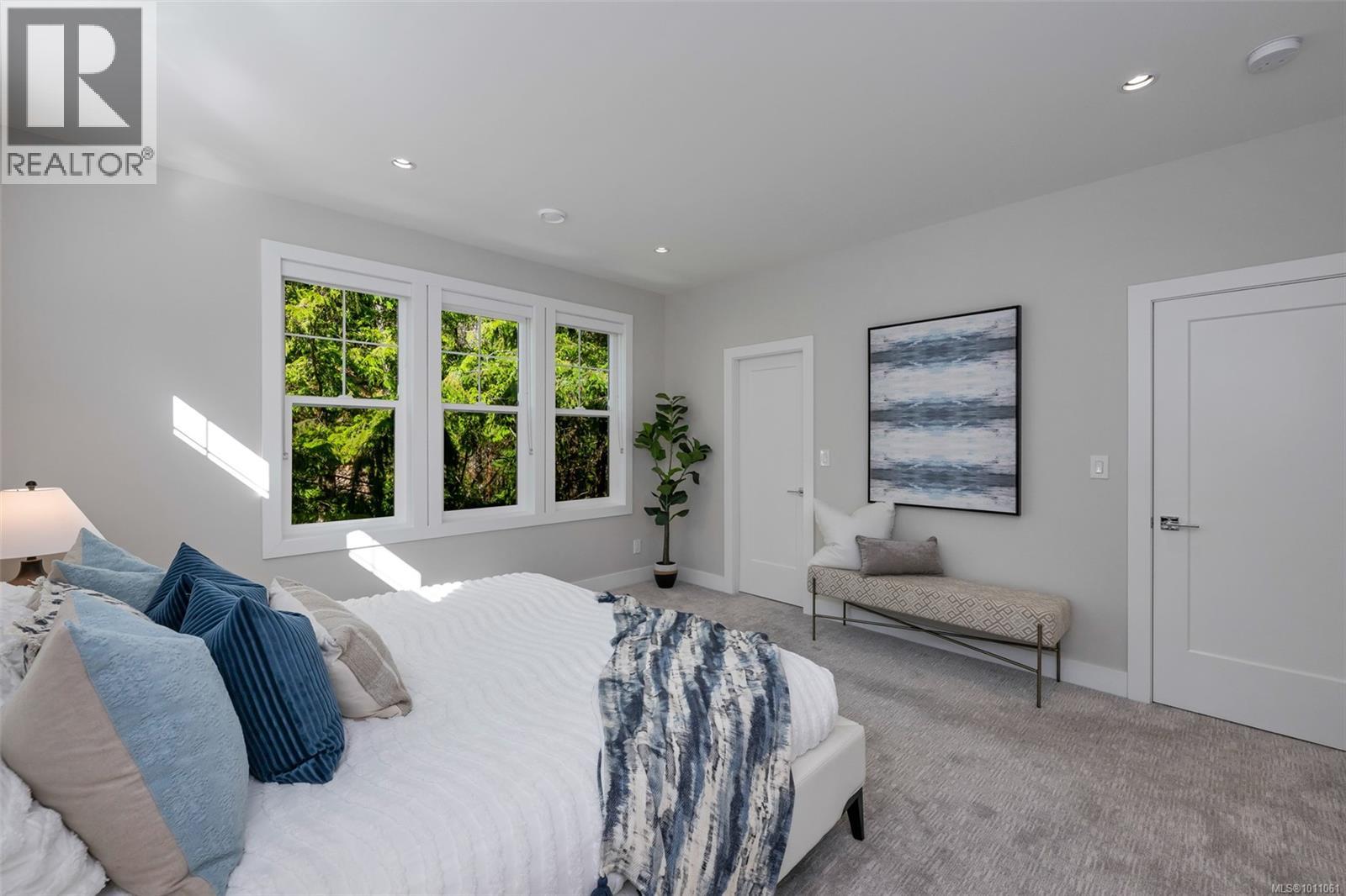 Photo 12 of 3315 West Oak Pl, Langford BC