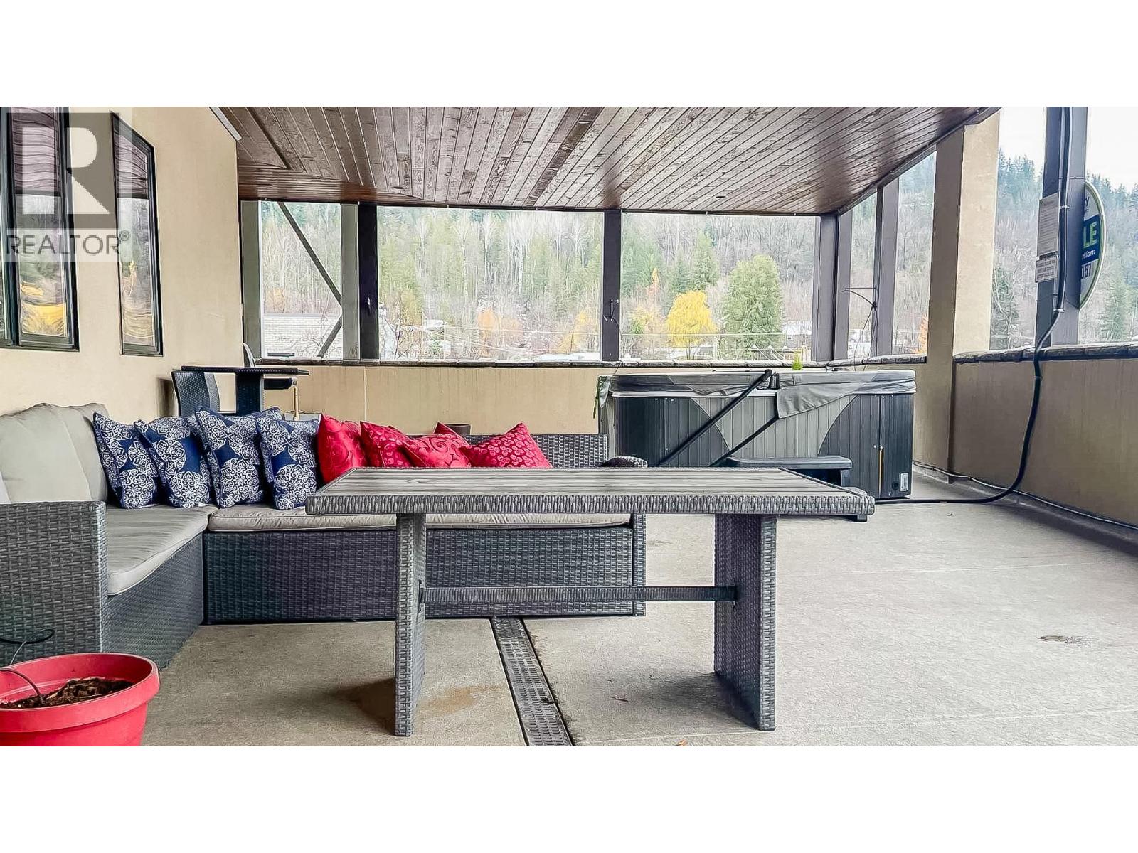 309 1 Street W Unit# 301, Revelstoke