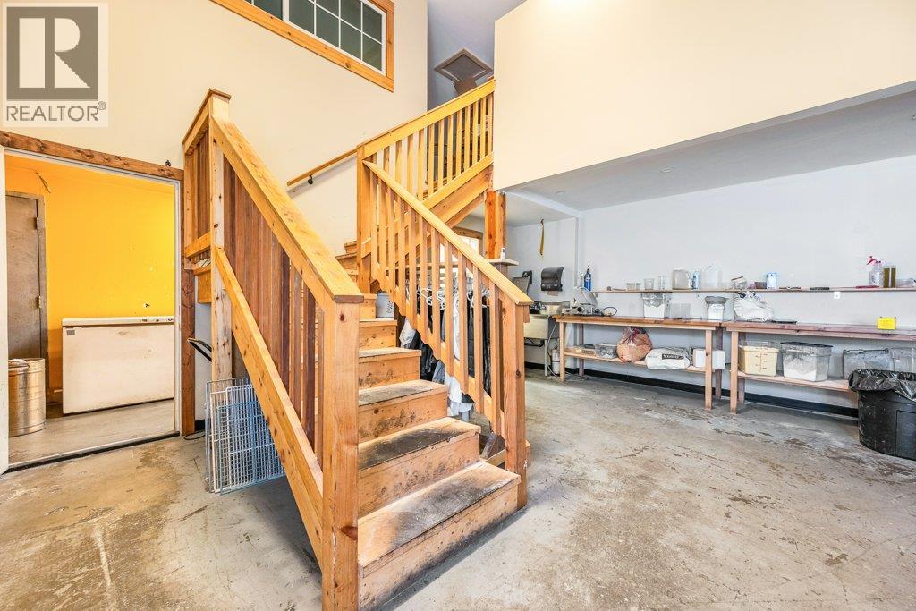Photo 25 of 2916 30th Avenue, Vernon BC