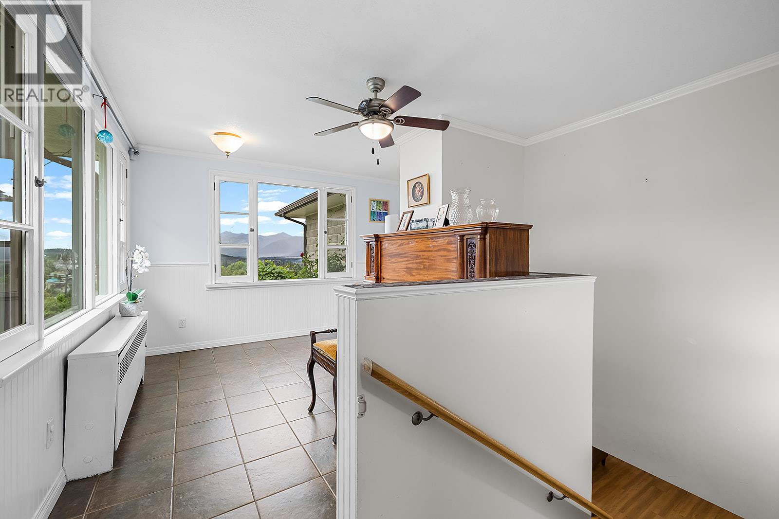 1417B HILLSIDE Street, Creston