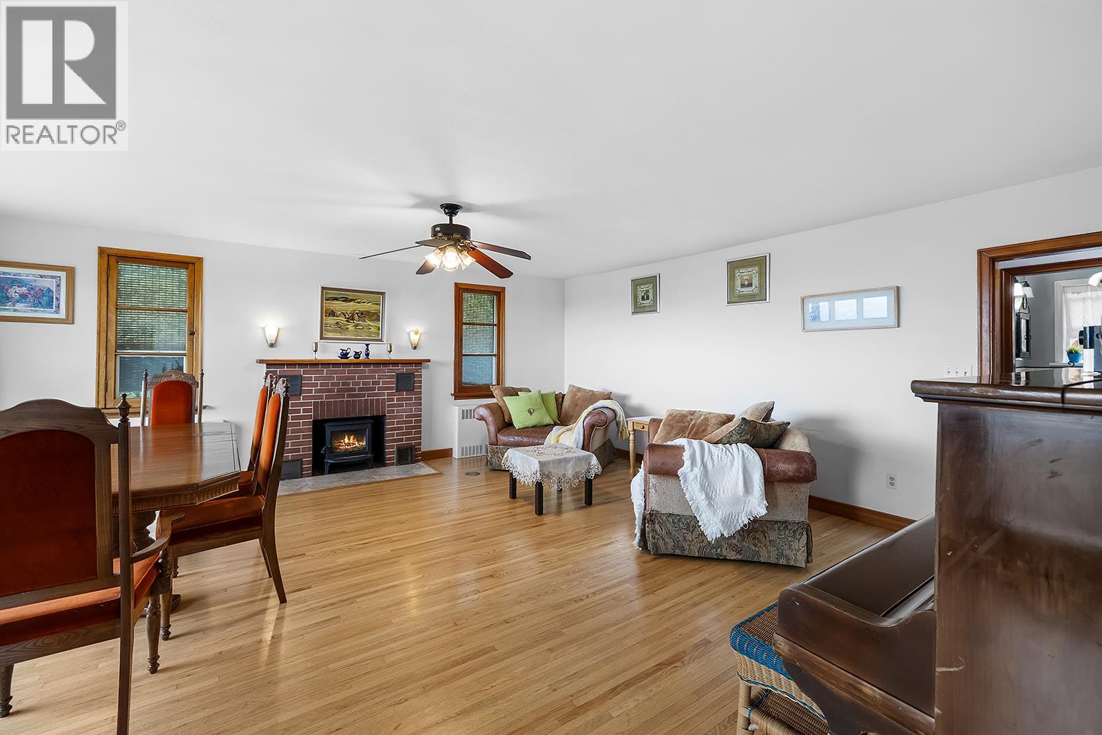 1417B HILLSIDE Street, Creston