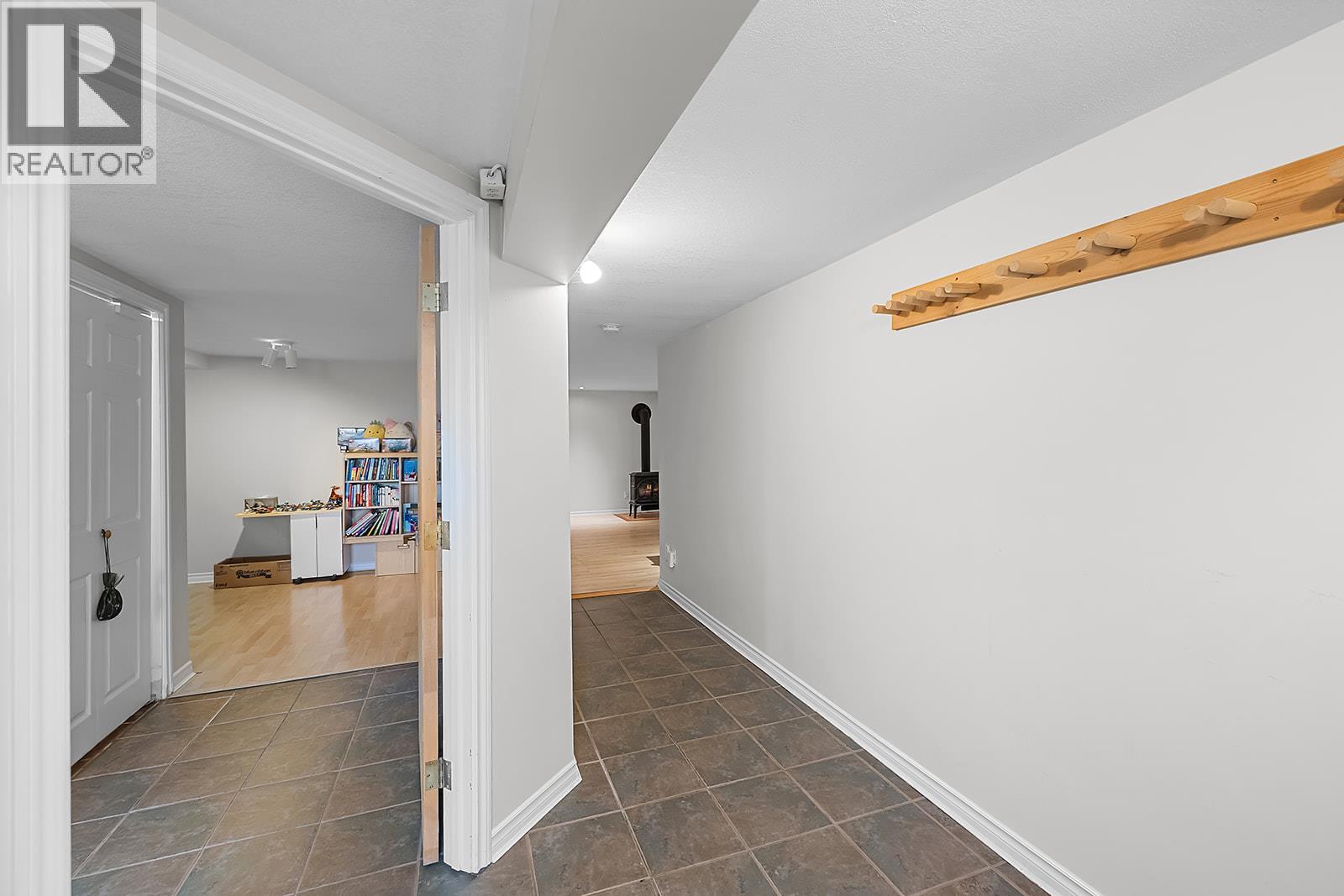 1417B HILLSIDE Street, Creston