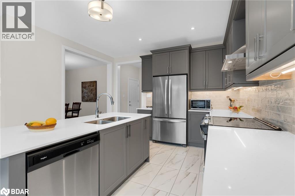 Photo 9 of 42 Periwinkle Road, Midhurst ON
