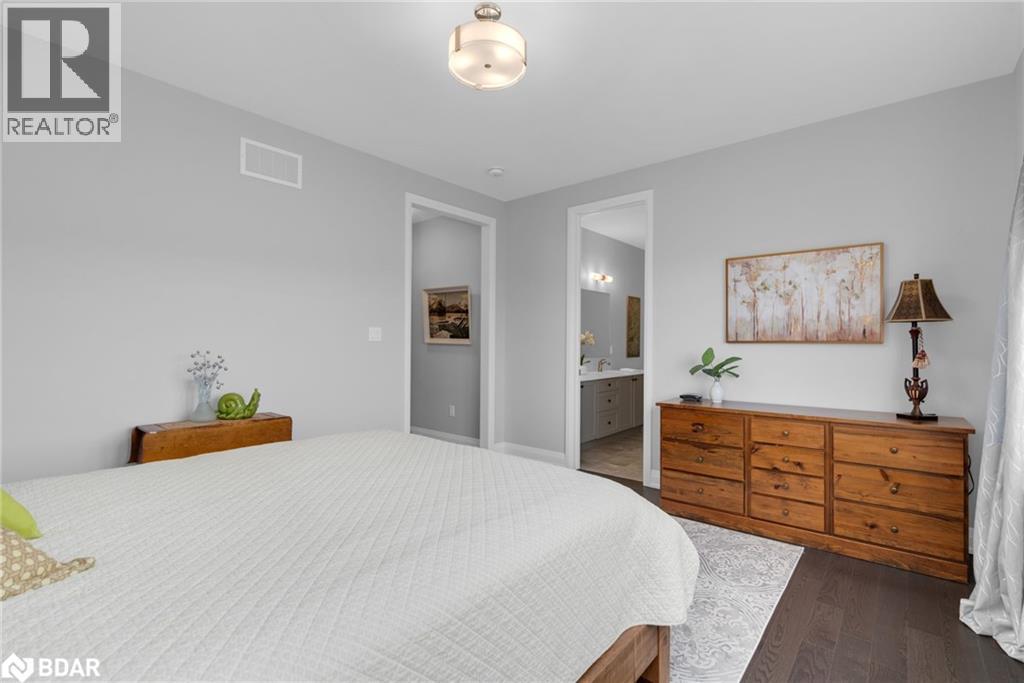 Photo 22 of 42 Periwinkle Road, Midhurst ON