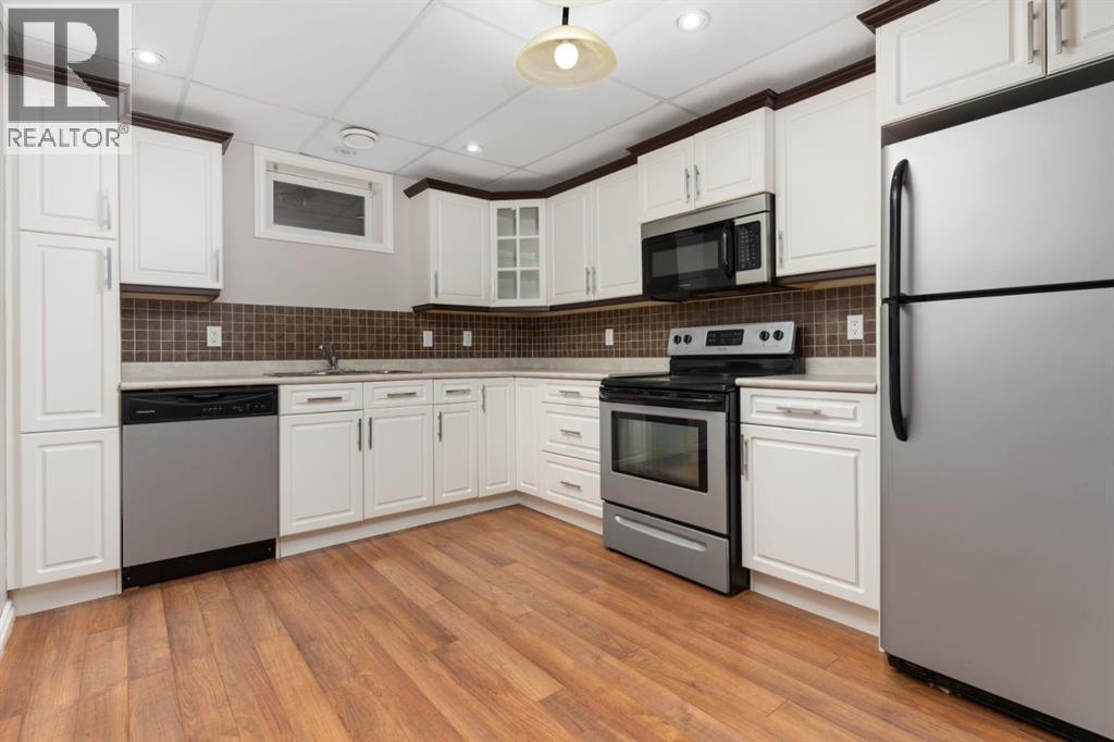 Photo 5 of 5410 51 Avenue, Daysland AB