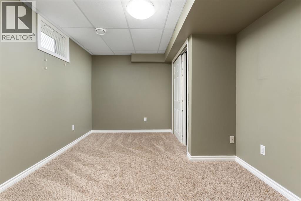 Photo 19 of 5410 51 Avenue, Daysland AB