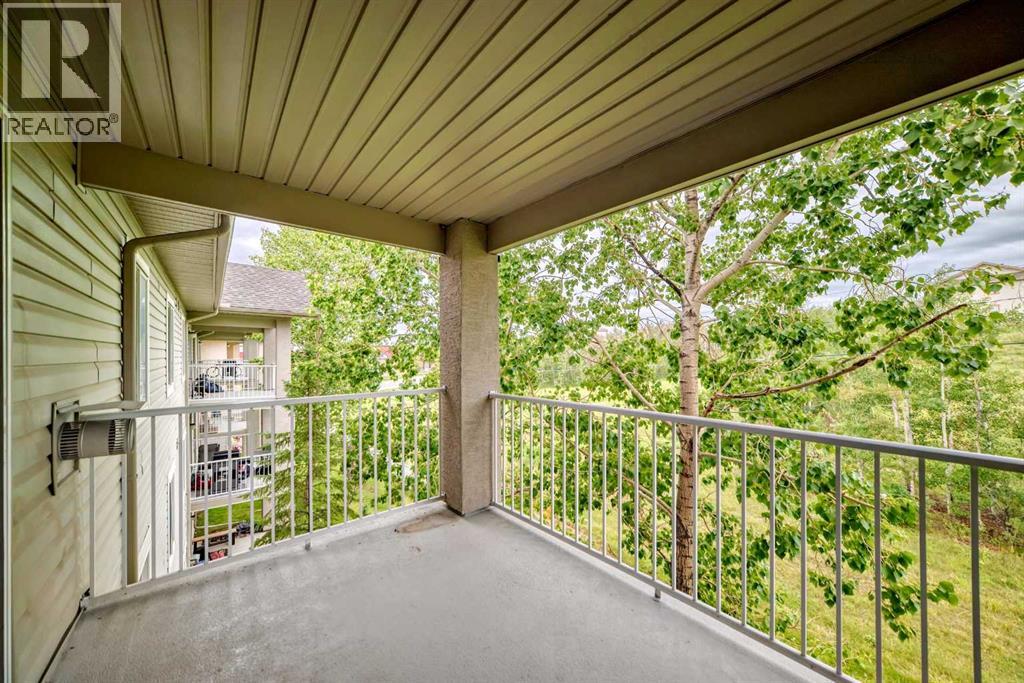 Single Family House for Sale in   Citadel Meadow Point NW Citadel Calgary 