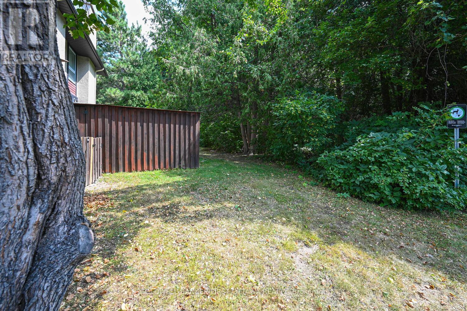 Photo 35 of 154 Mcclintock Way, Ottawa ON