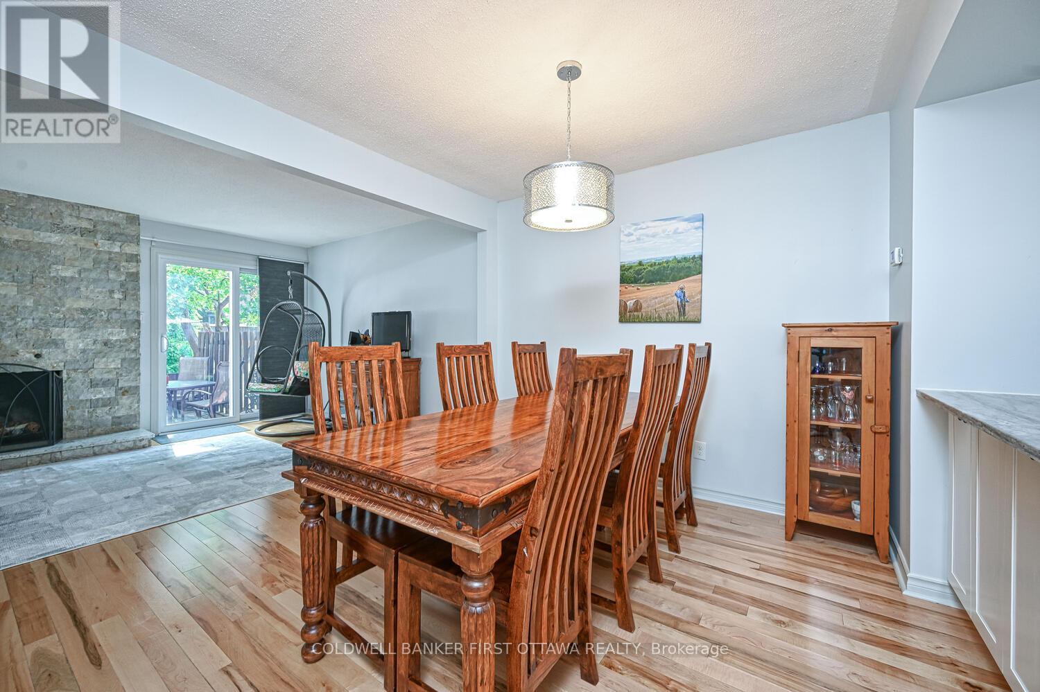Photo 8 of 154 Mcclintock Way, Ottawa ON