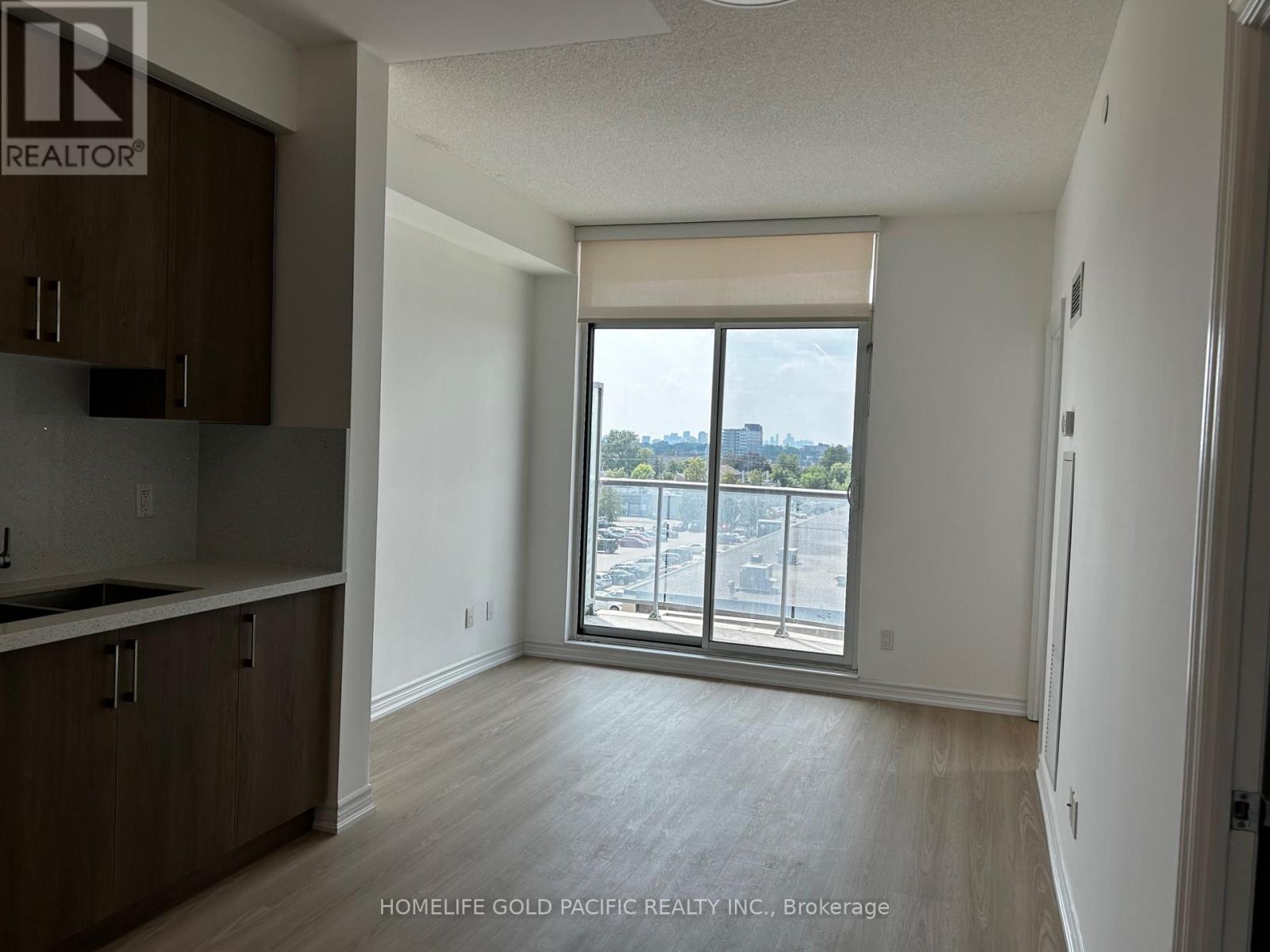 Photo 19 of 604 1328 Birchmount Road, Toronto ON