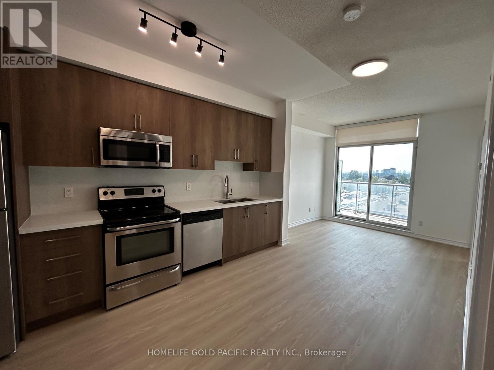 Photo 12 of 604 1328 Birchmount Road, Toronto ON