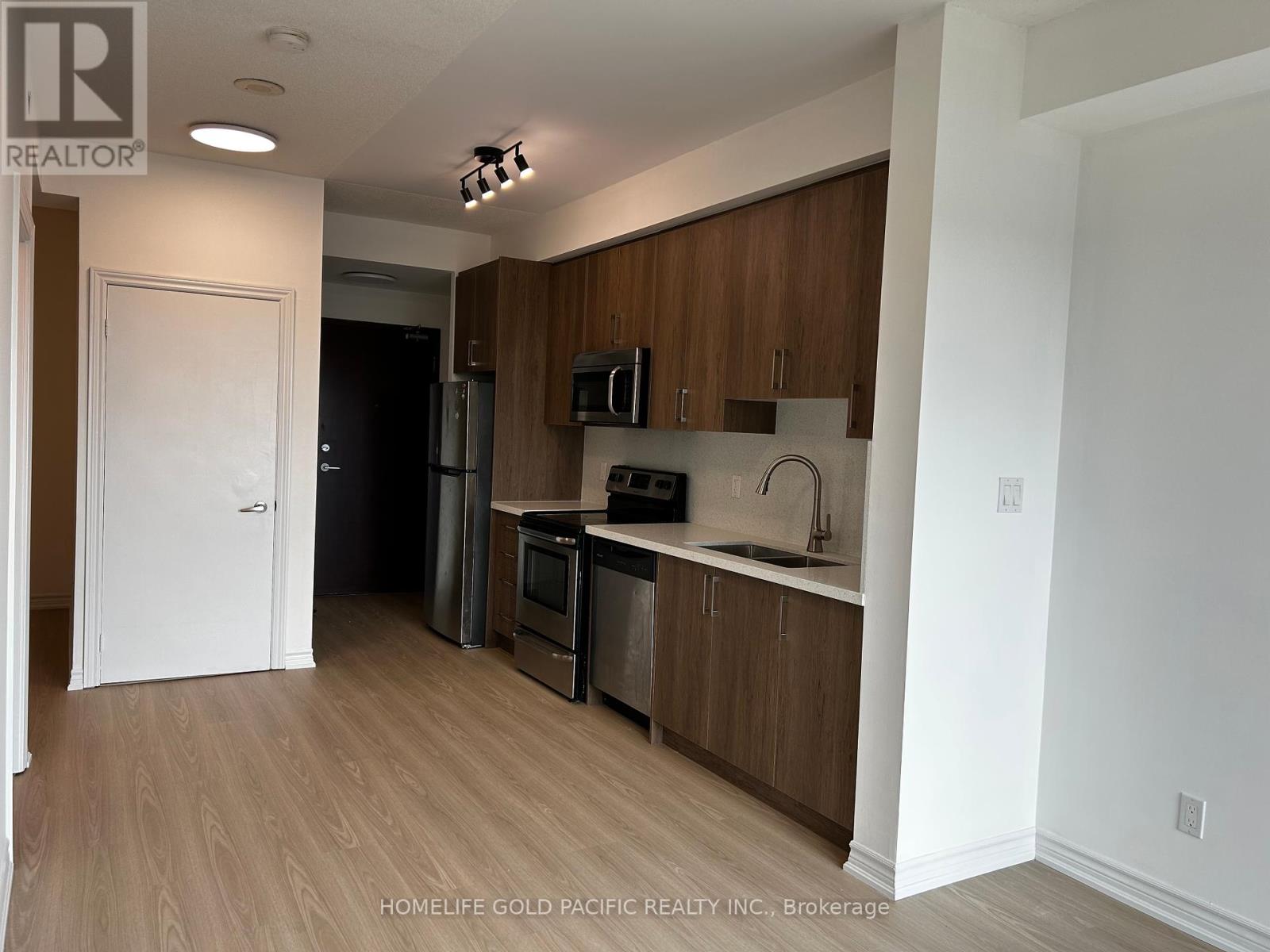 Photo 9 of 604 1328 Birchmount Road, Toronto ON