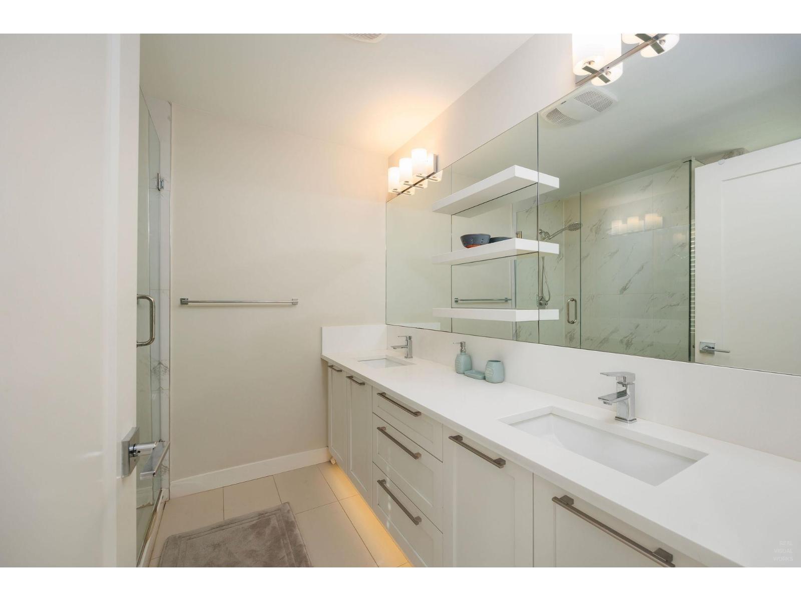 Photo 20 of 12 7665 209 Street, Langley BC