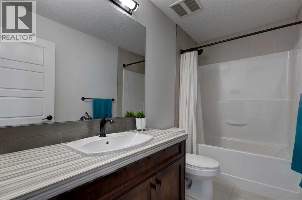 Single Family House for Sale in  Cranbrook Crescent SE Cranston Calgary 