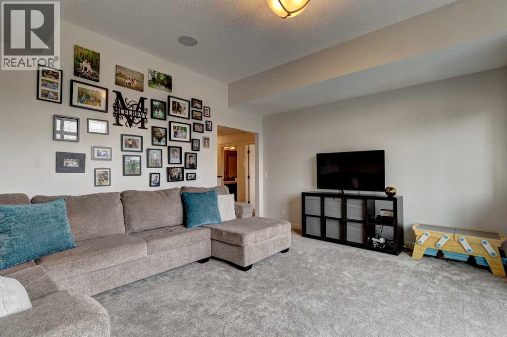 Single Family House for Sale in  Cranbrook Crescent SE Cranston Calgary 