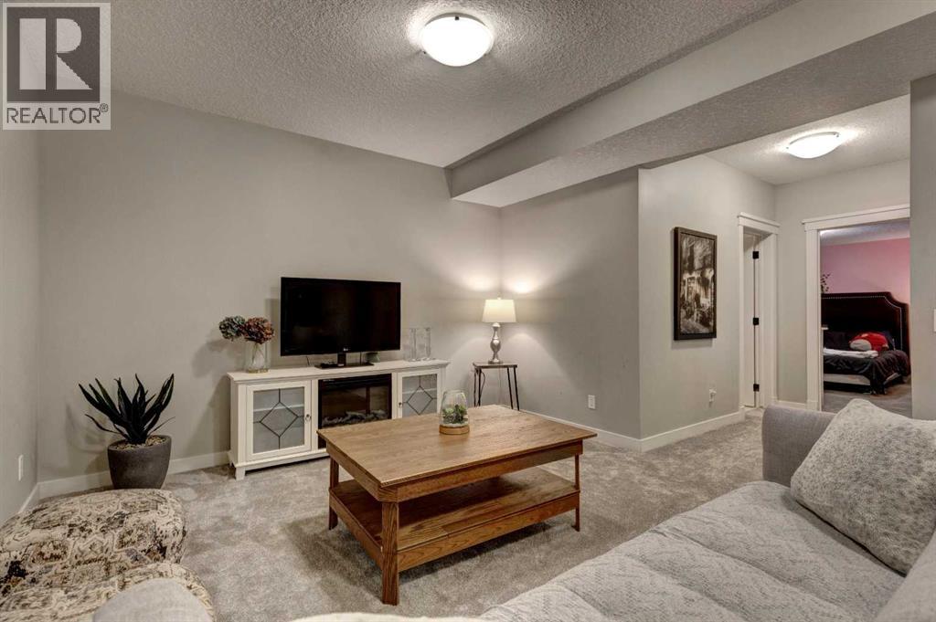 Single Family House for Sale in  Cranbrook Crescent SE Cranston Calgary 