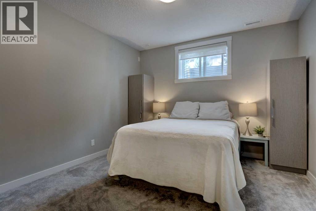 Single Family House for Sale in  Cranbrook Crescent SE Cranston Calgary 
