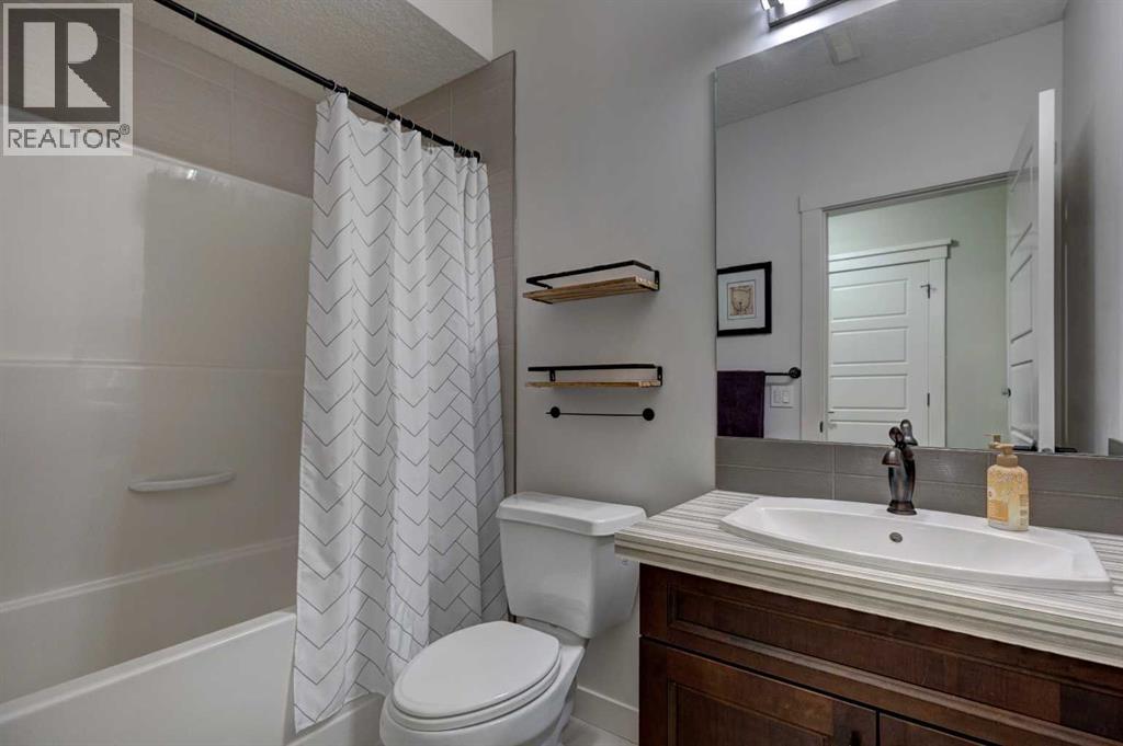 Single Family House for Sale in  Cranbrook Crescent SE Cranston Calgary 