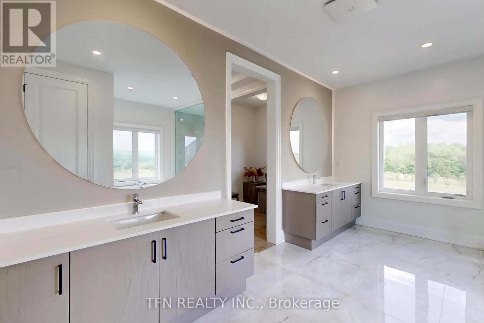 Photo 45 of 258 Amos Drive, Caledon ON
