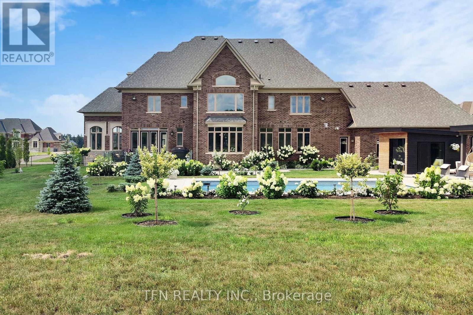 Photo 48 of 258 Amos Drive, Caledon ON