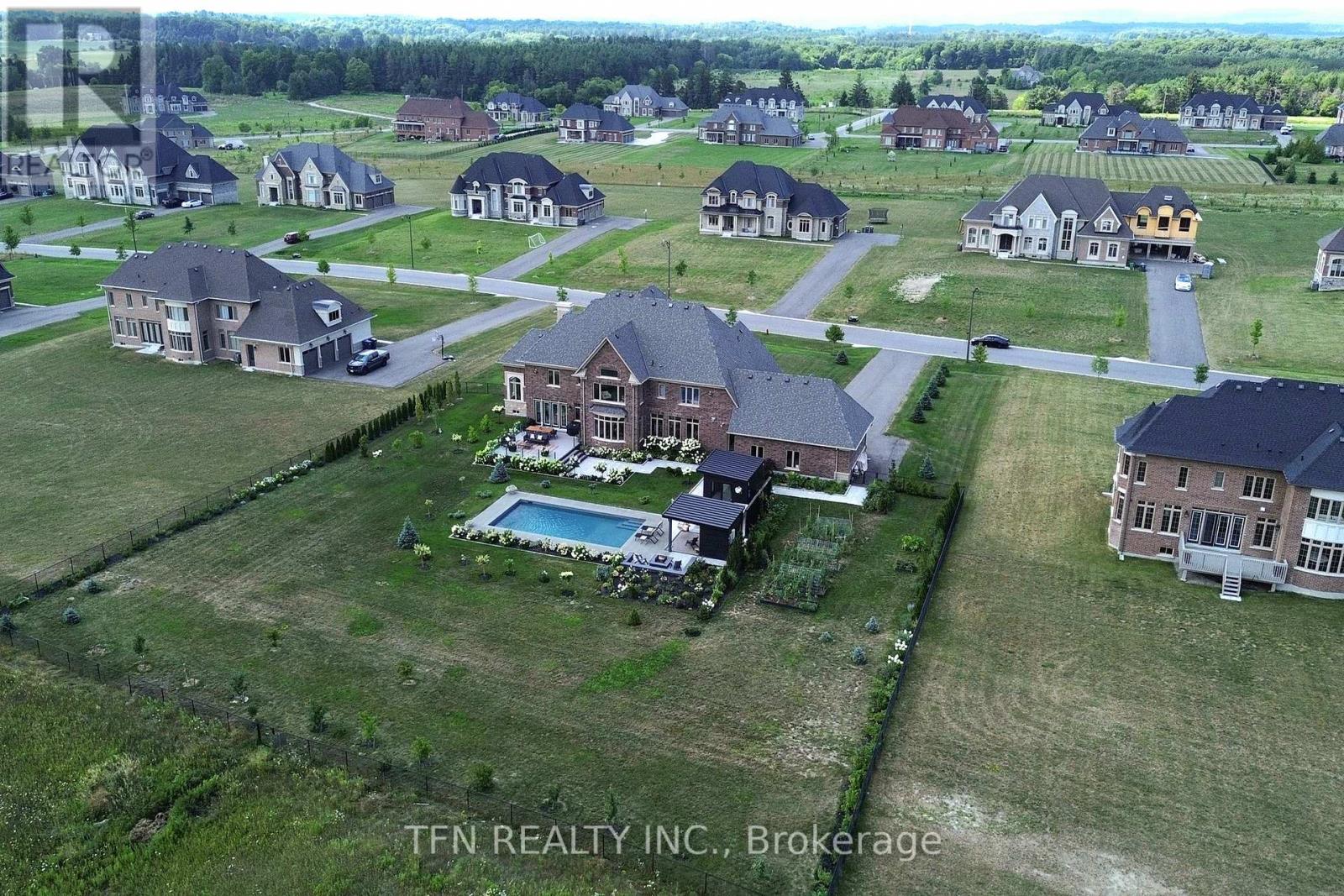 Photo 49 of 258 Amos Drive, Caledon ON