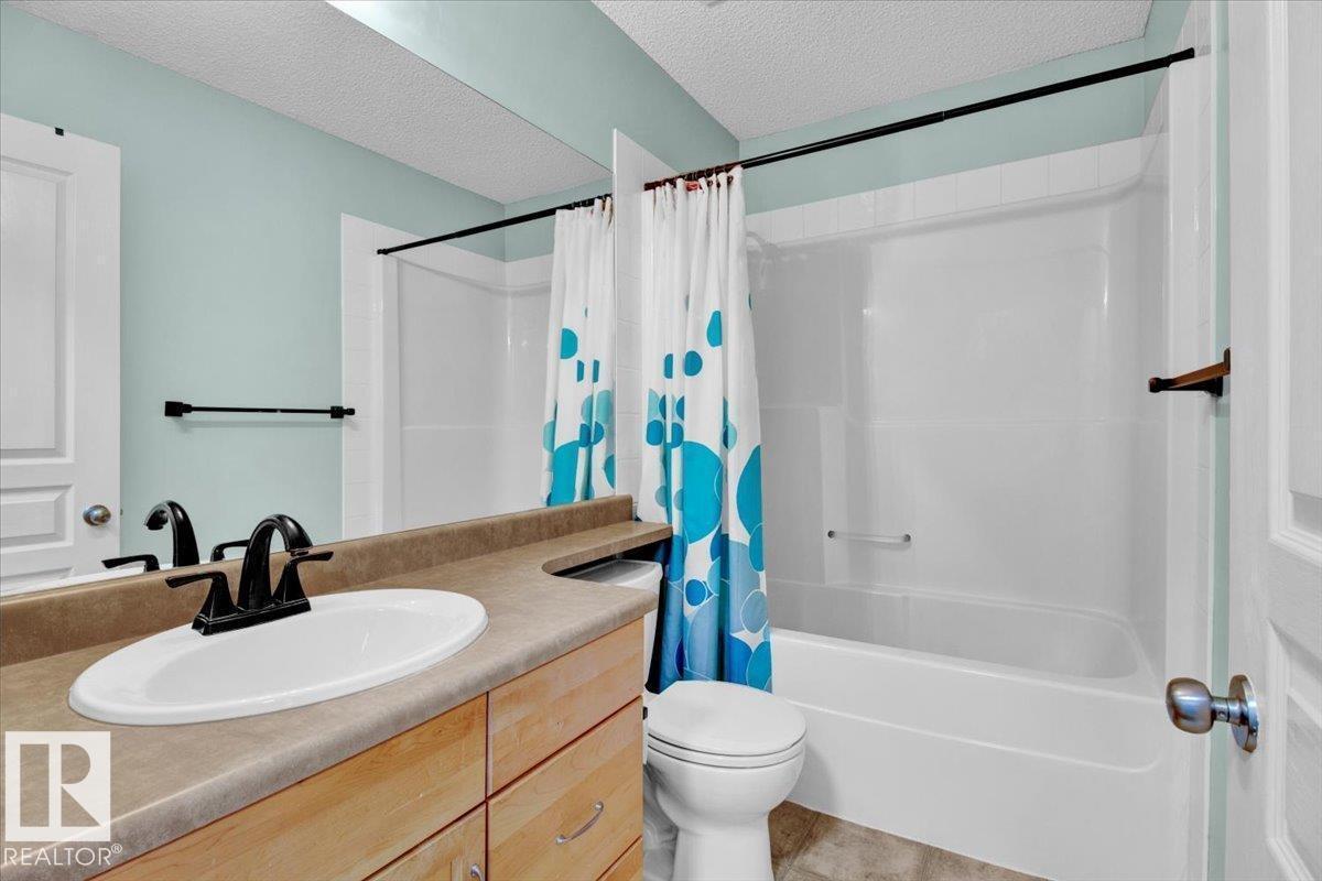 Photo 22 of 3372 25 Av Nw, Edmonton AB