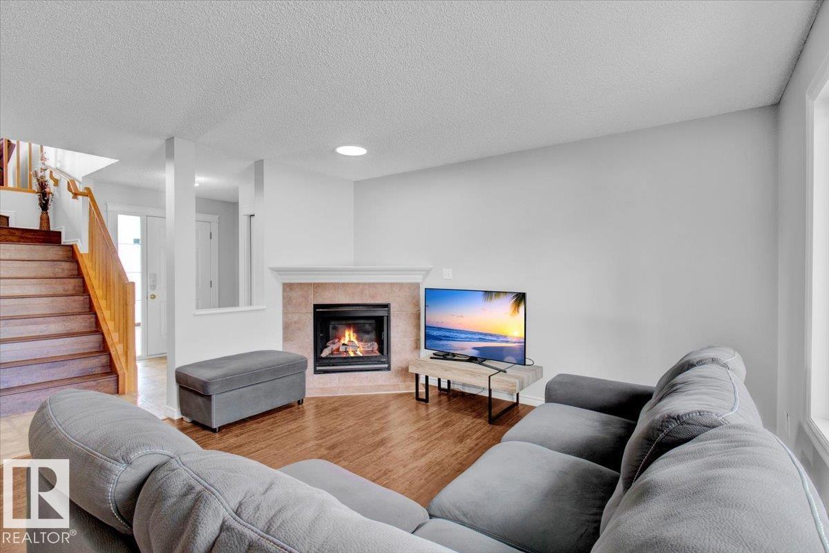 Photo 43 of 3372 25 Av Nw, Edmonton AB