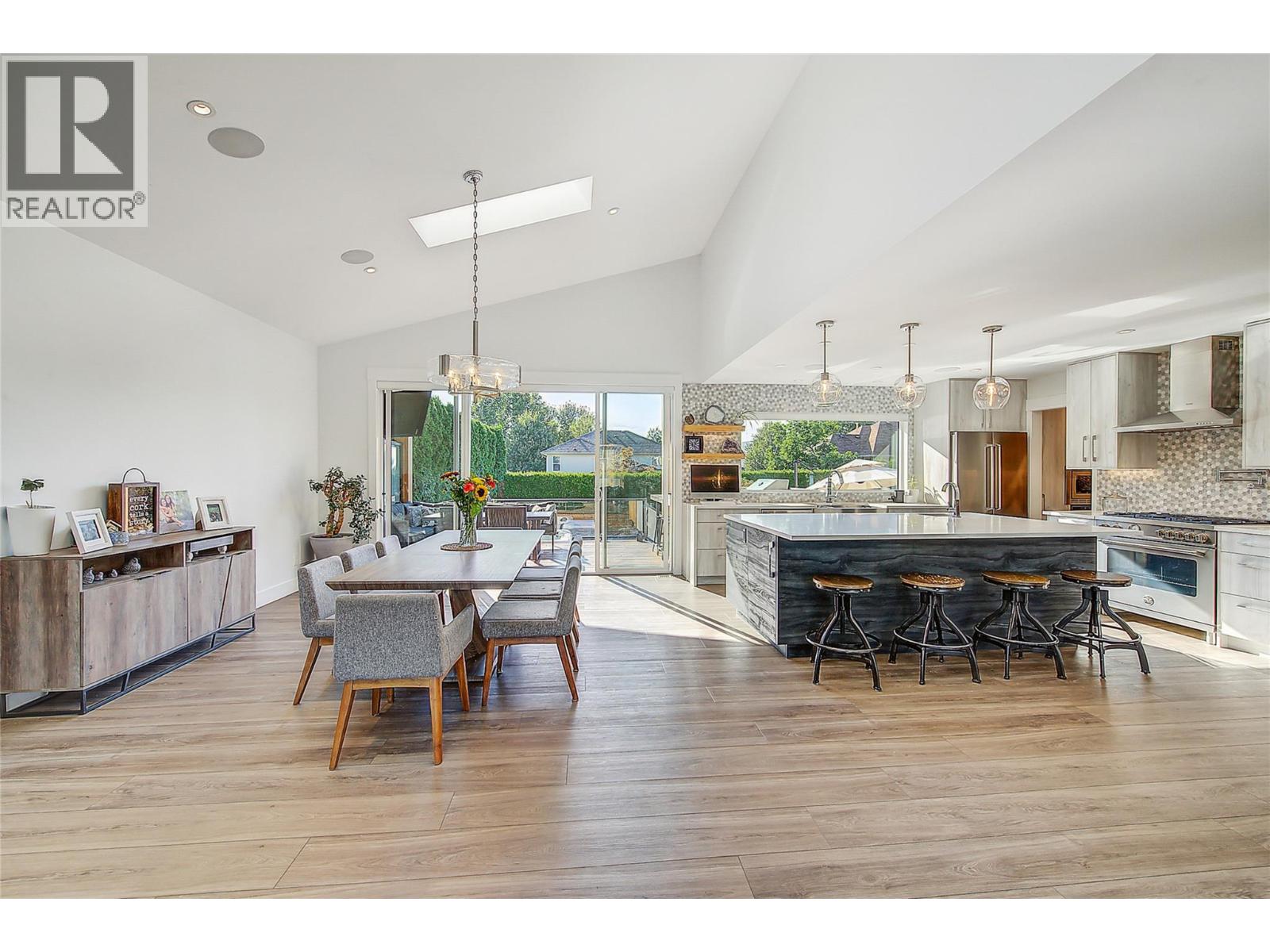  4354 Kensington Drive, Kelowna