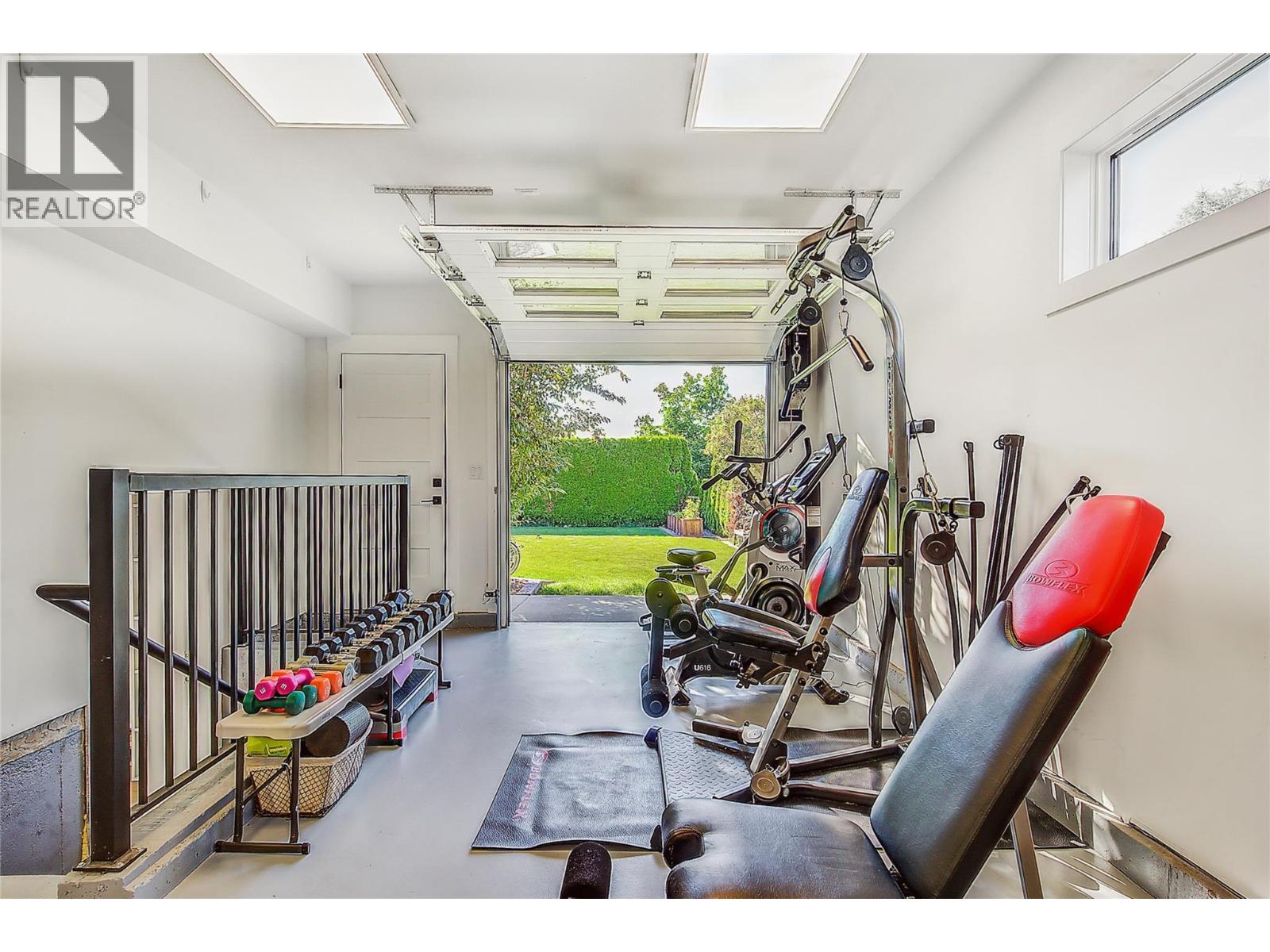  4354 Kensington Drive, Kelowna