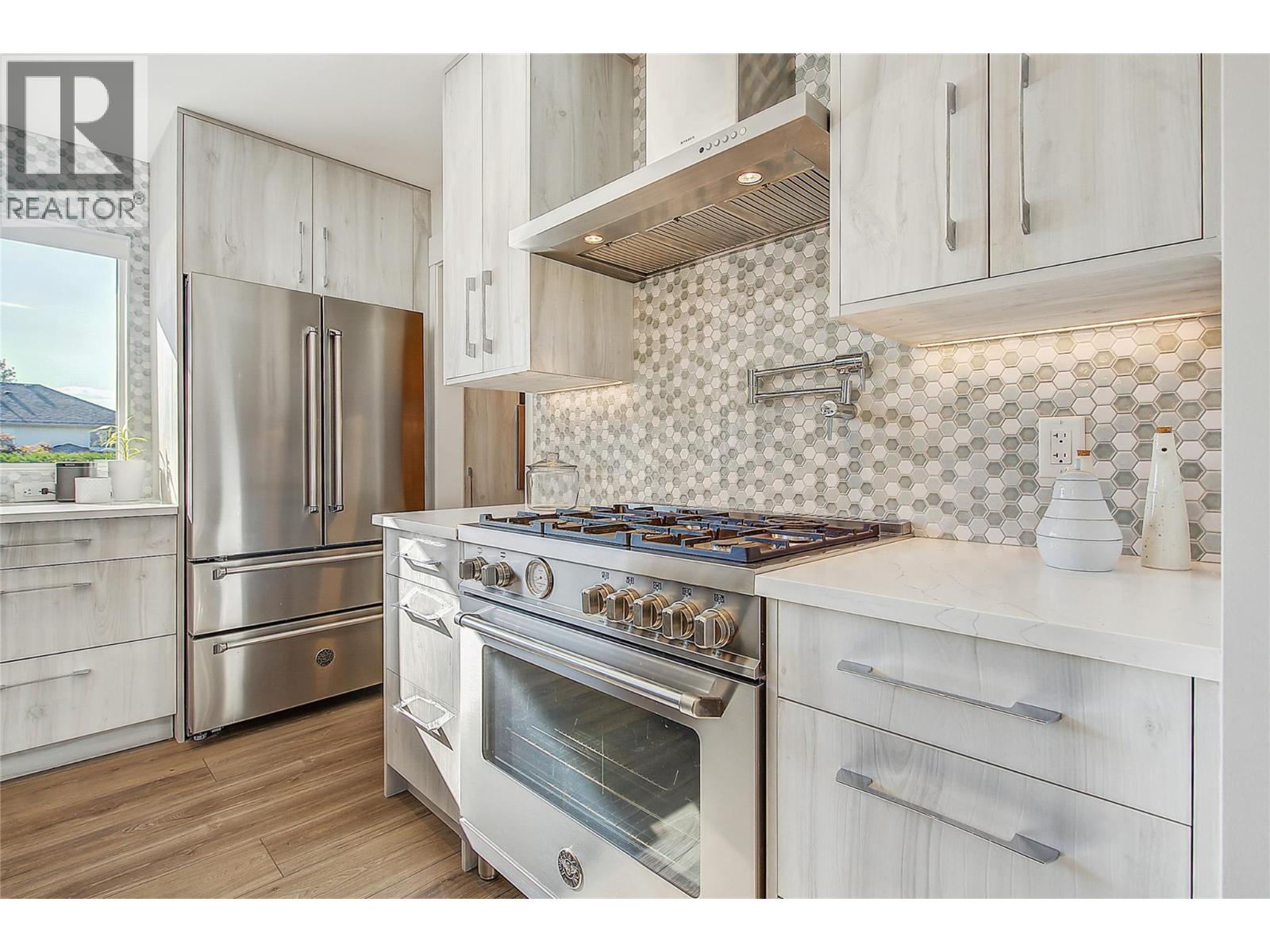  4354 Kensington Drive, Kelowna