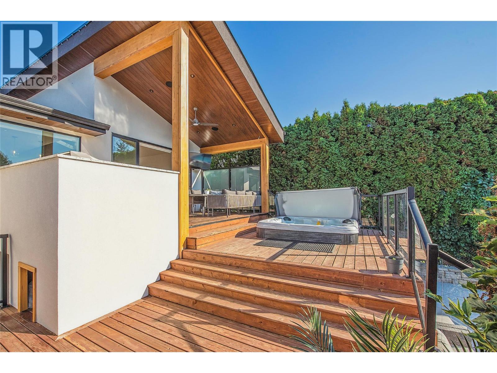  4354 Kensington Drive, Kelowna