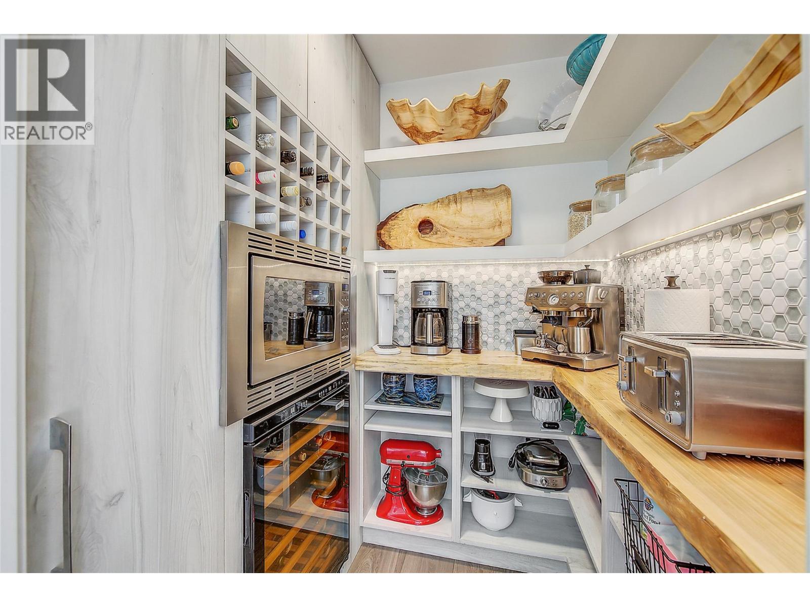  4354 Kensington Drive, Kelowna