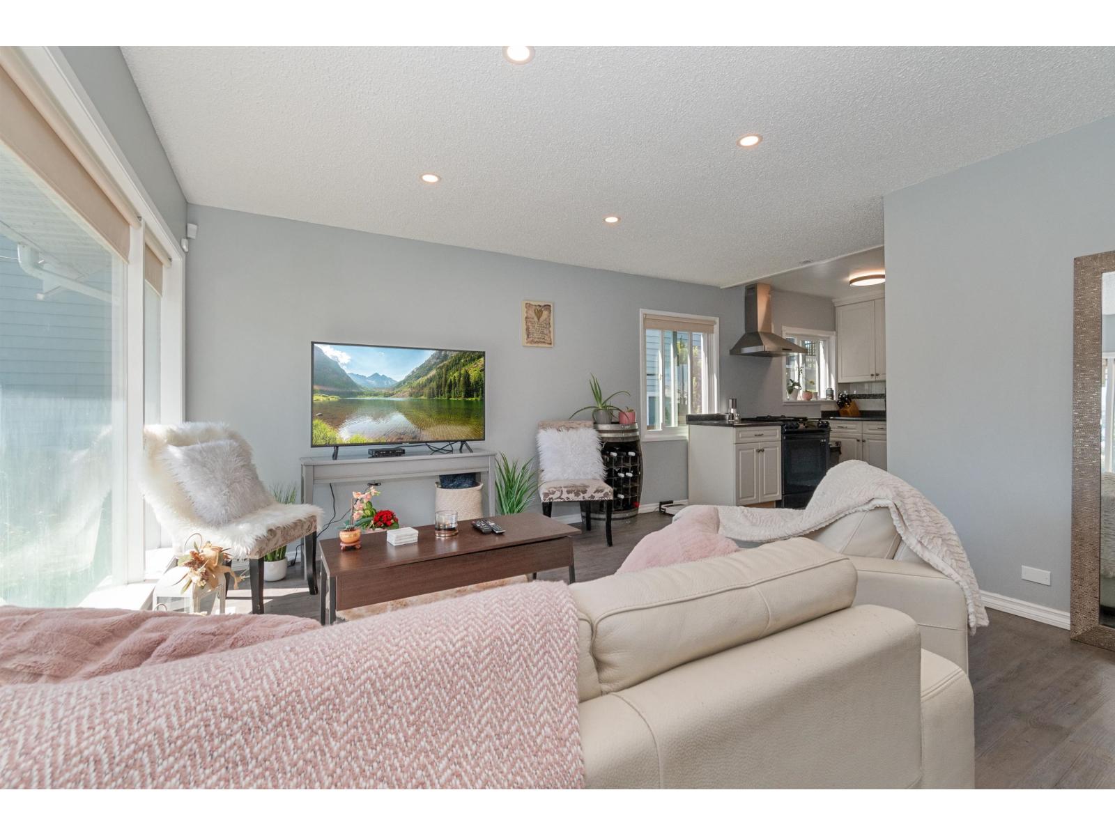 Photo 25 of 45325 Crescent Drive Chilliwack Proper West, Chilliwack BC