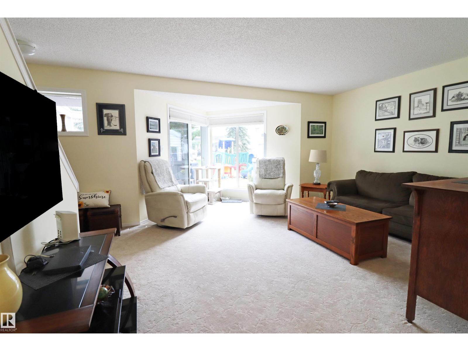 Photo 12 of 58 603 Youville Dr E Nw, Edmonton AB