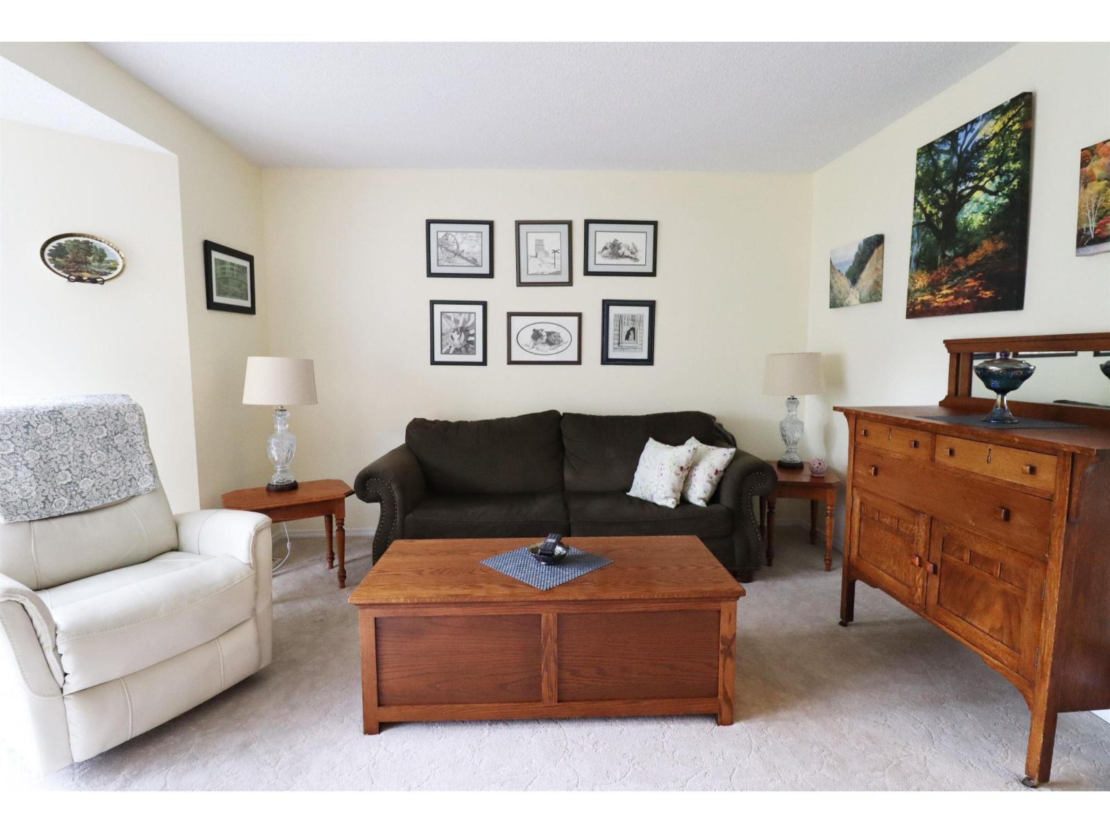 Photo 13 of 58 603 Youville Dr E Nw, Edmonton AB
