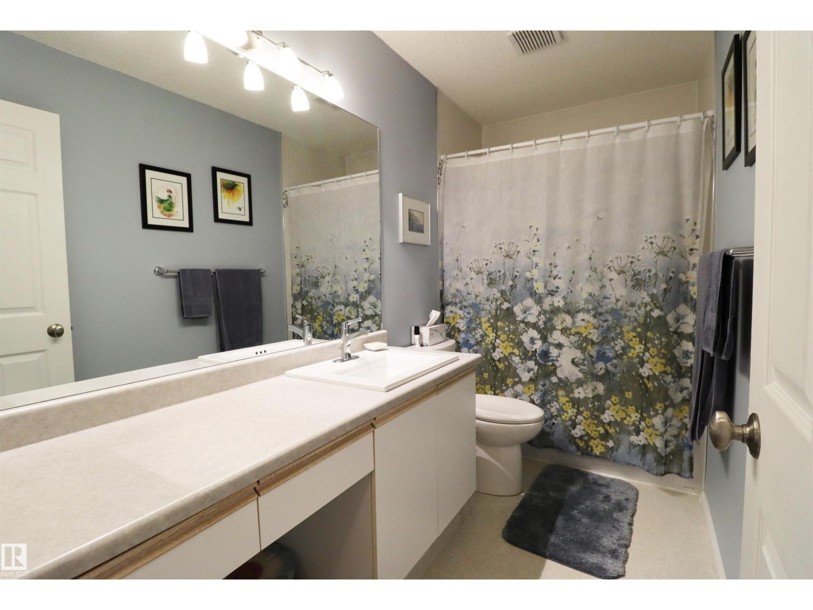 Photo 23 of 58 603 Youville Dr E Nw, Edmonton AB