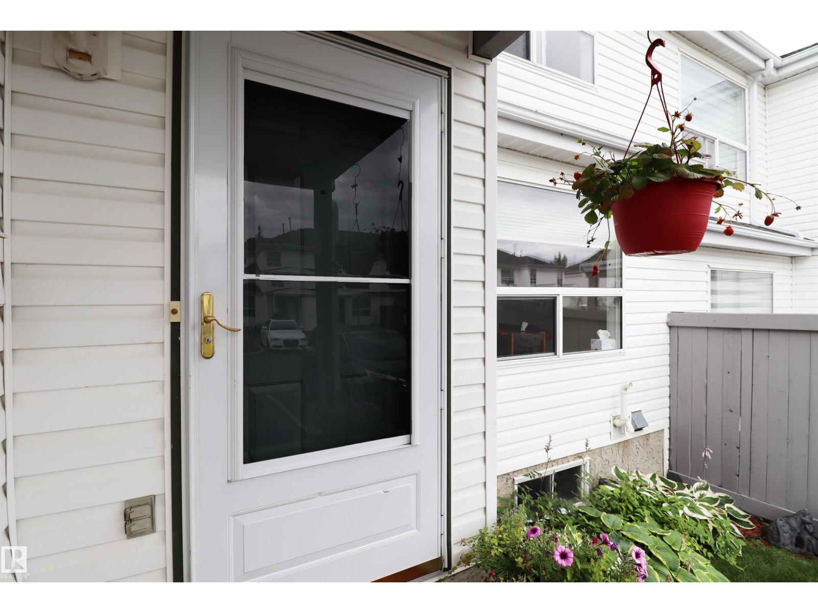 Photo 4 of 58 603 Youville Dr E Nw, Edmonton AB