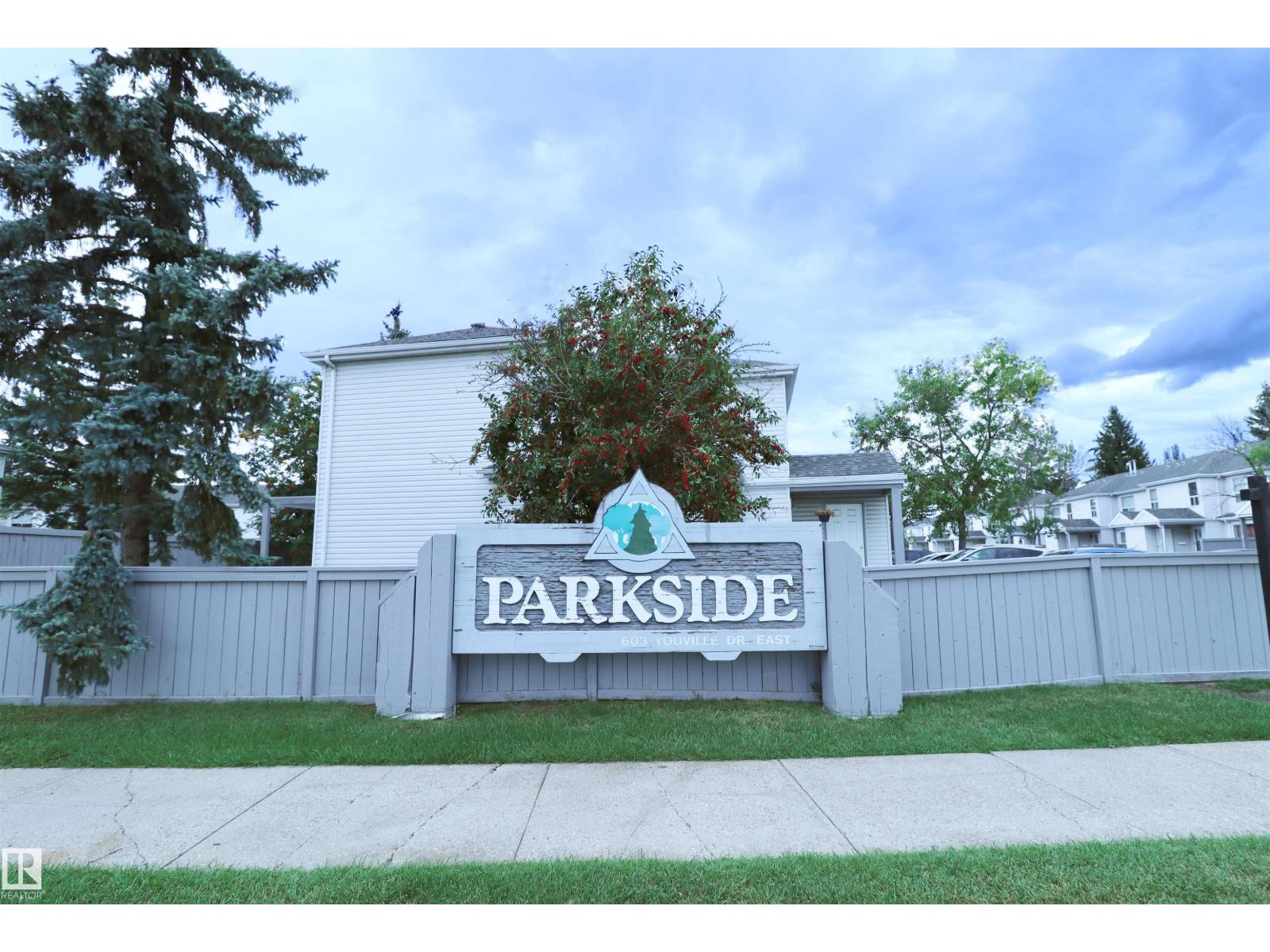 Photo 40 of 58 603 Youville Dr E Nw, Edmonton AB