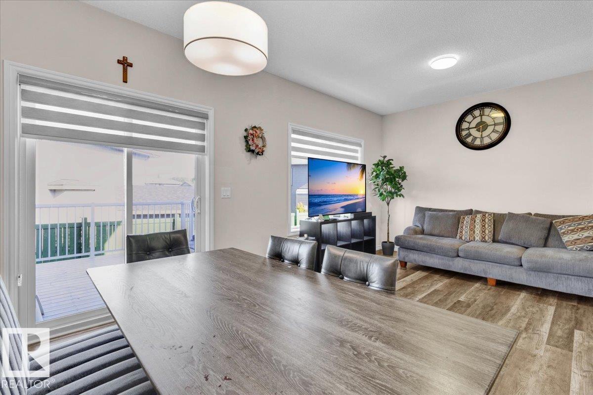 Photo 22 of 9457 206 A St Nw, Edmonton AB