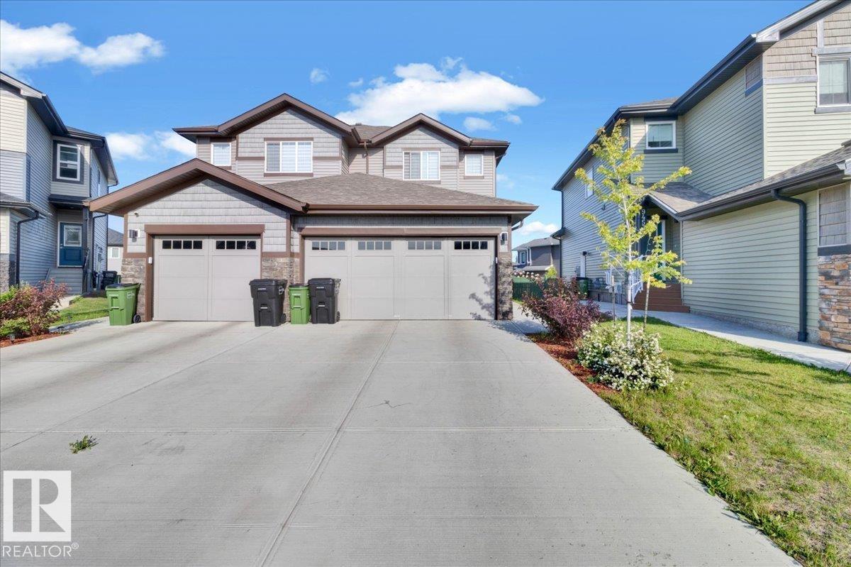 Photo 3 of 9457 206 A St Nw, Edmonton AB