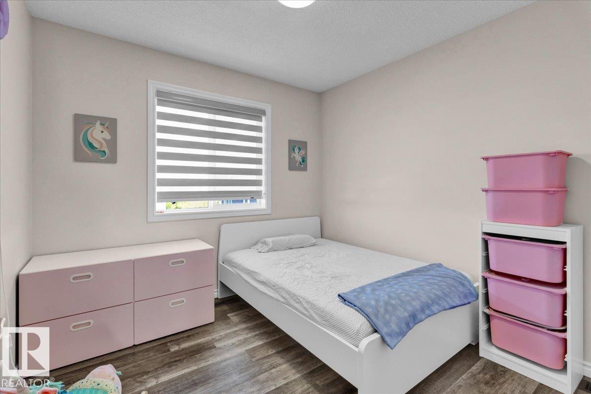 Photo 31 of 9457 206 A St Nw, Edmonton AB