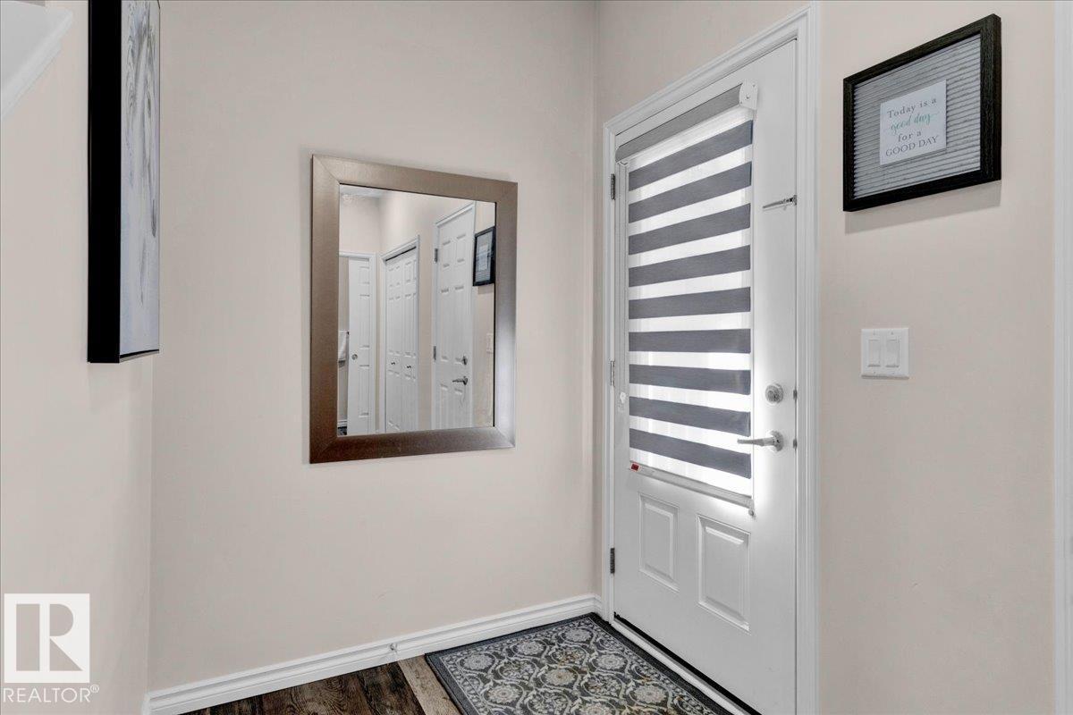 Photo 8 of 9457 206 A St Nw, Edmonton AB