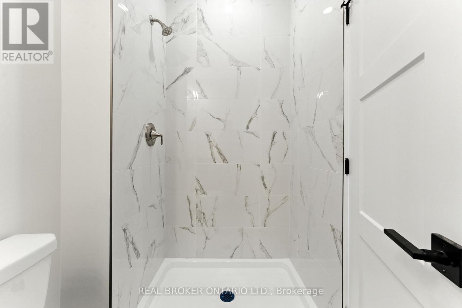 Photo 19 of Unit 3 161 Fifth Avenue, Brant ON