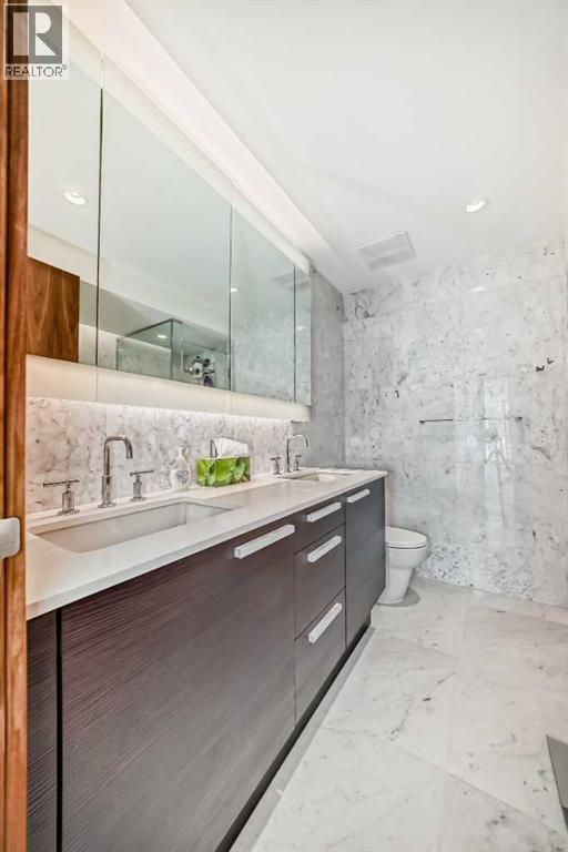 Single Family House for Sale in    Avenue SW Eau Claire Calgary 