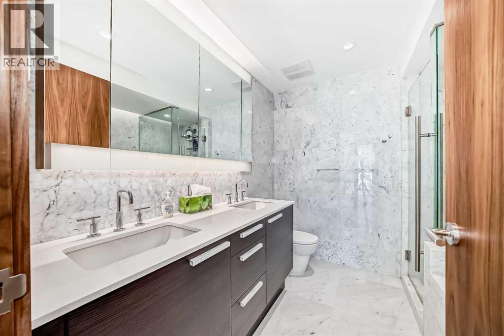 Single Family House for Sale in    Avenue SW Eau Claire Calgary 