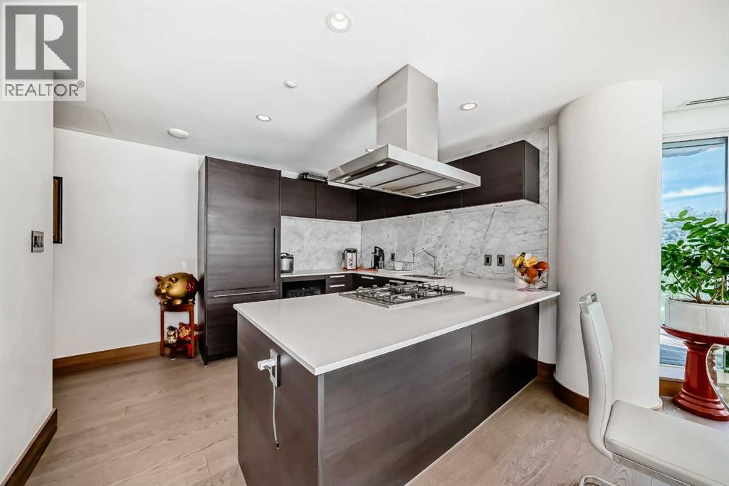 Single Family House for Sale in    Avenue SW Eau Claire Calgary 