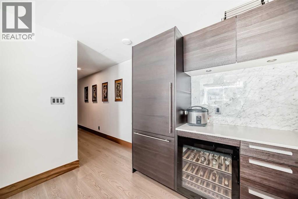 Single Family House for Sale in    Avenue SW Eau Claire Calgary 