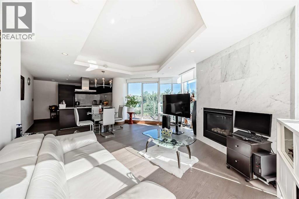 Single Family House for Sale in    Avenue SW Eau Claire Calgary 