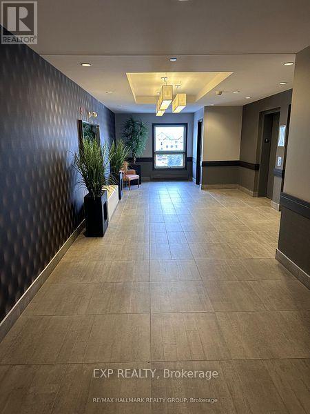 Photo 2 of 202 120 Prestige Circle, Ottawa ON