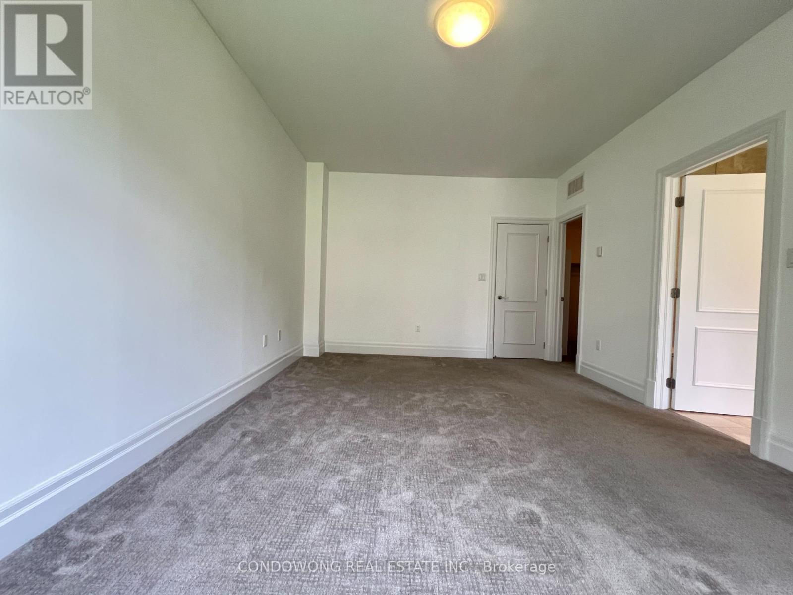 Photo 9 of 612 53 York Mills Road, Toronto ON